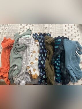 Preloved Baby Clothes Bundle 12 items  new born & 0-3 months